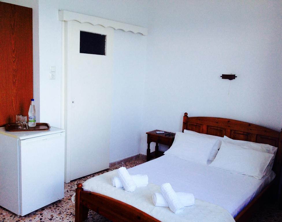 Bed and Breakfast Chrisopetro Marathókampos Camera foto